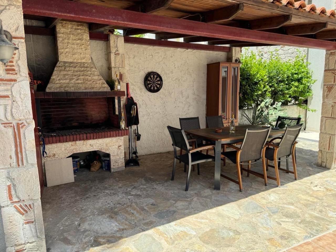 Sunny Seaside Villa-90 M From * Kriopigi