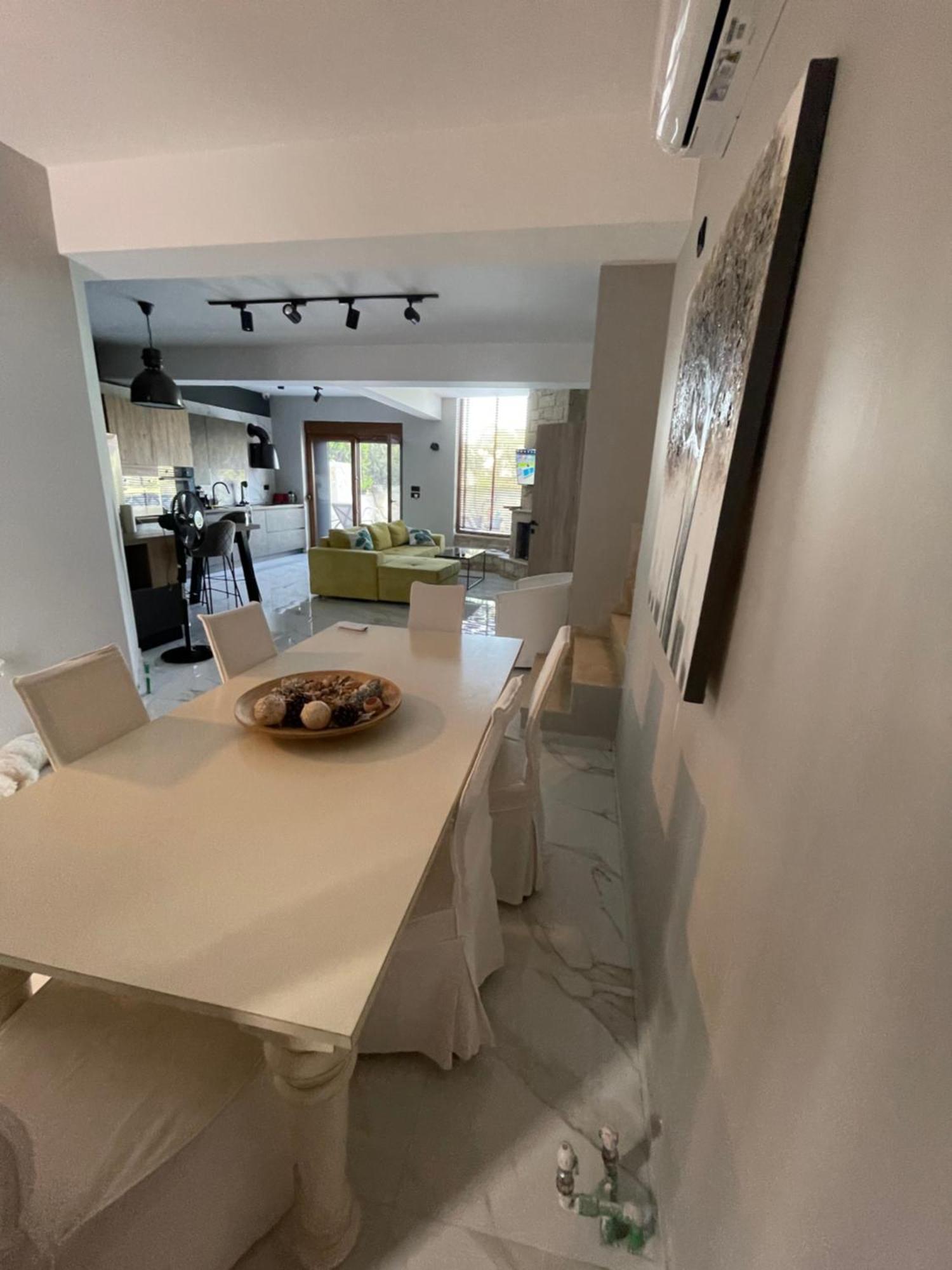 Sunny Seaside Villa-90 M From *