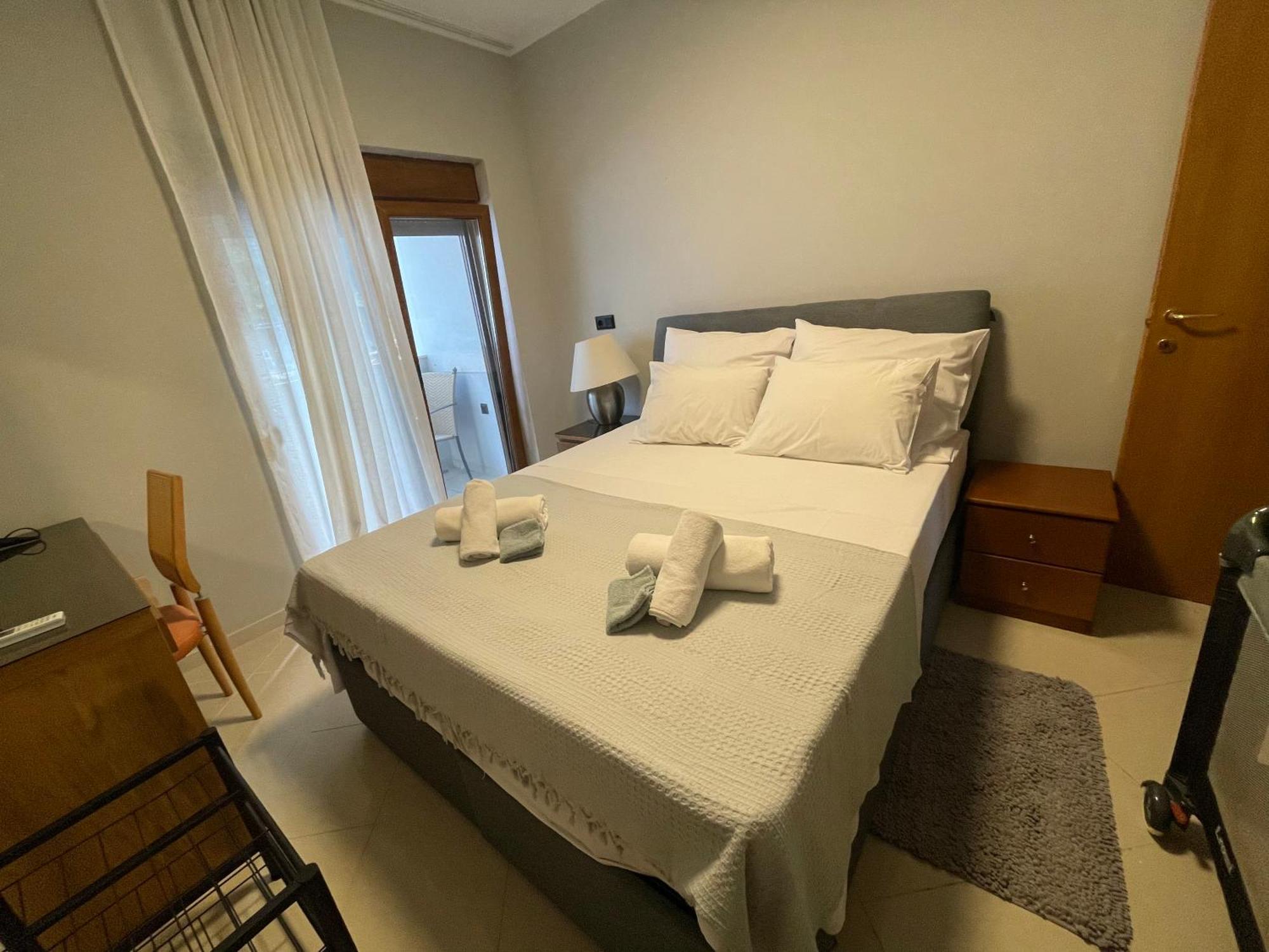 Sunny Seaside Villa-90 M From